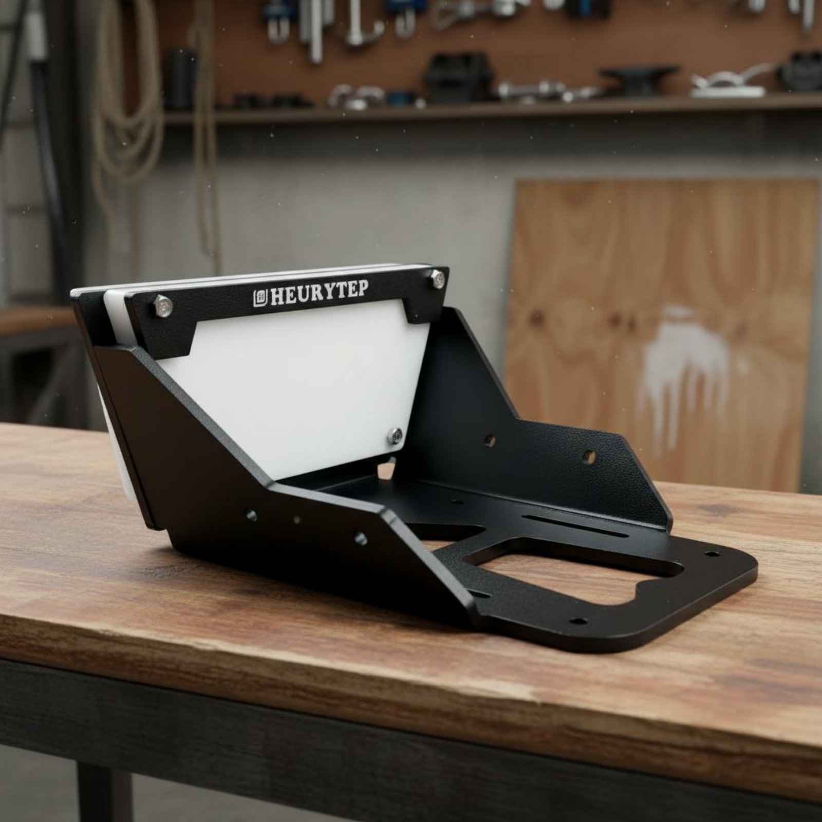 Stalowy uchwyt silnika do pont – Hardware recenzja i cena